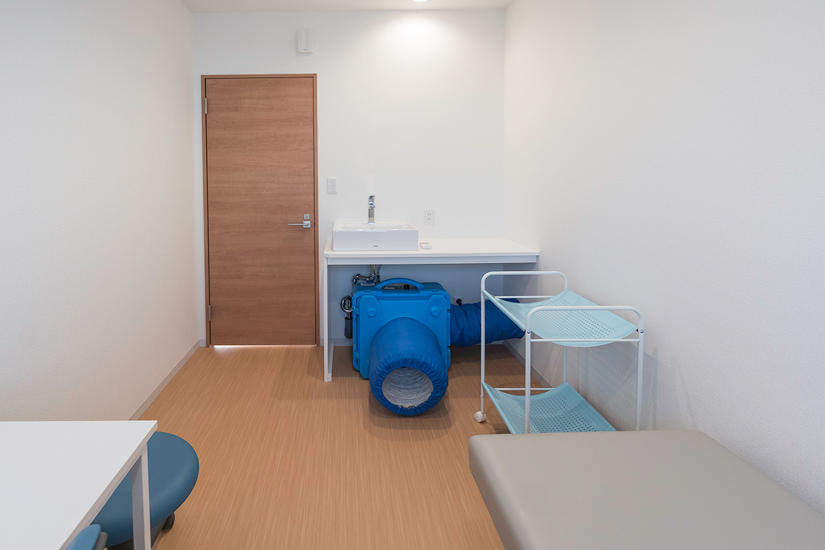 移動式陰圧診察室（室内）2